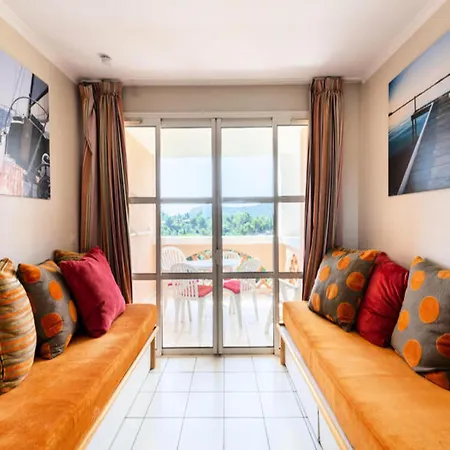 Comfort 1 Bedroom 4 People Apartment